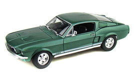 Maisto 1/18 1967 Ford Mustang GTA Fastback (Metallic Green) Diecast Model